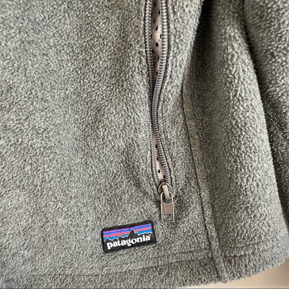 Patagonia Synchilla Zip Up Grey Jacket - Picture 4 of 5